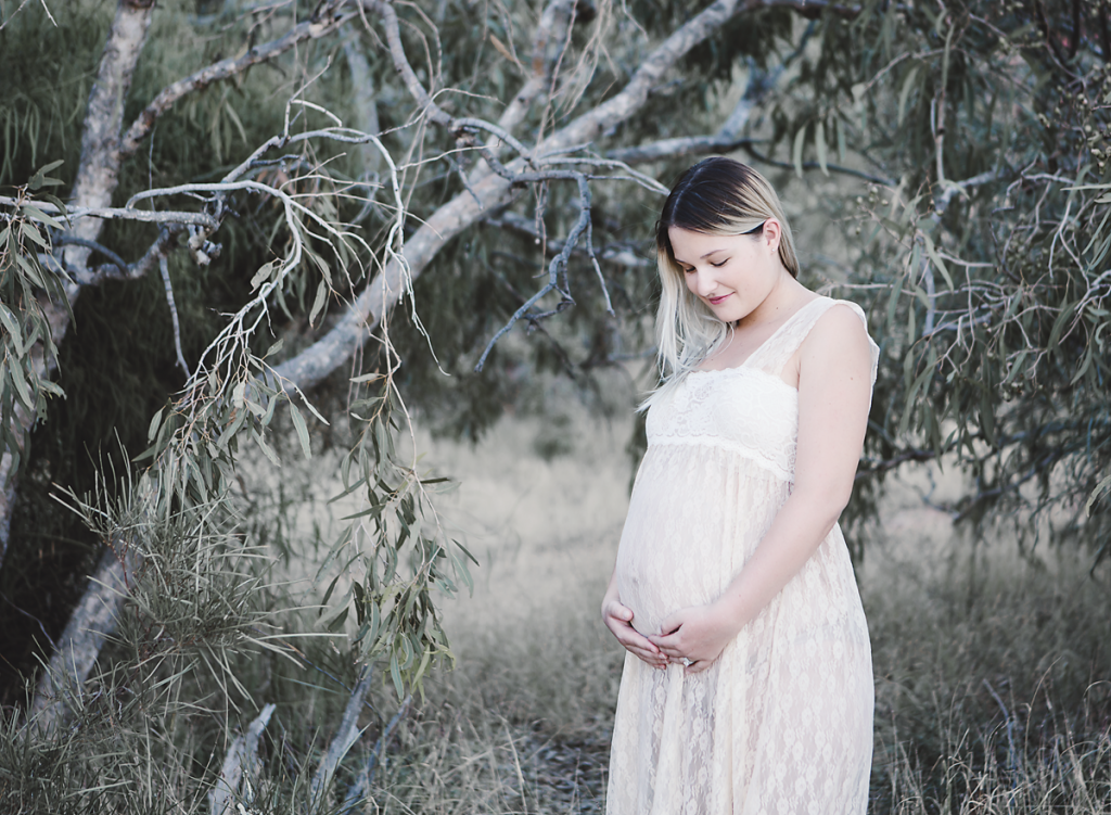 maternity photography, hearsons cove, dampier, karratha photographer, baby bump